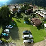 Ξενοδοχείο Garni Jennewein Mayrhofen
