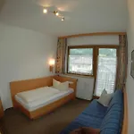Hotel Garni Jennewein 3*