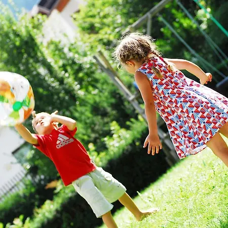 Szálloda Garni Jennewein 3*