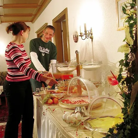 Garni Jennewein 호텔