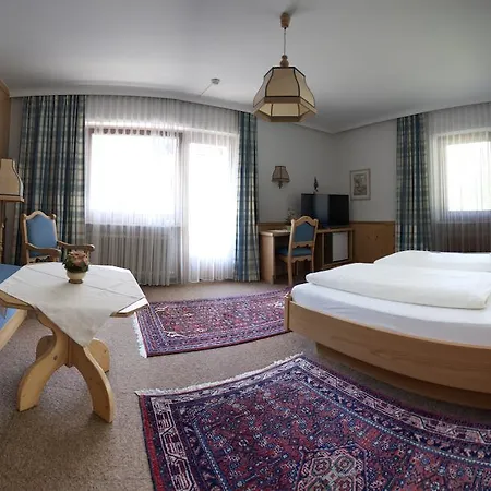 Szálloda Garni Jennewein