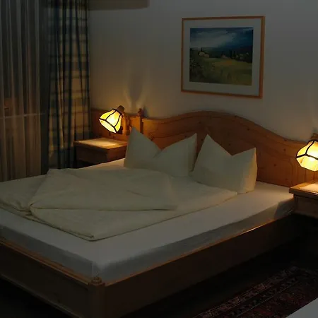 Szálloda Garni Jennewein 3*