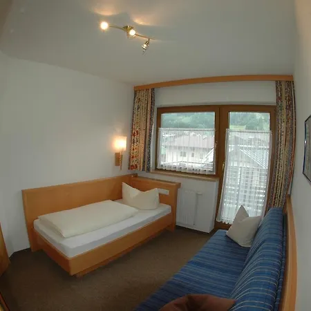 Szálloda Garni Jennewein 3*