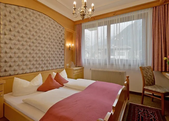 Hotell Garni Jennewein Mayrhofen