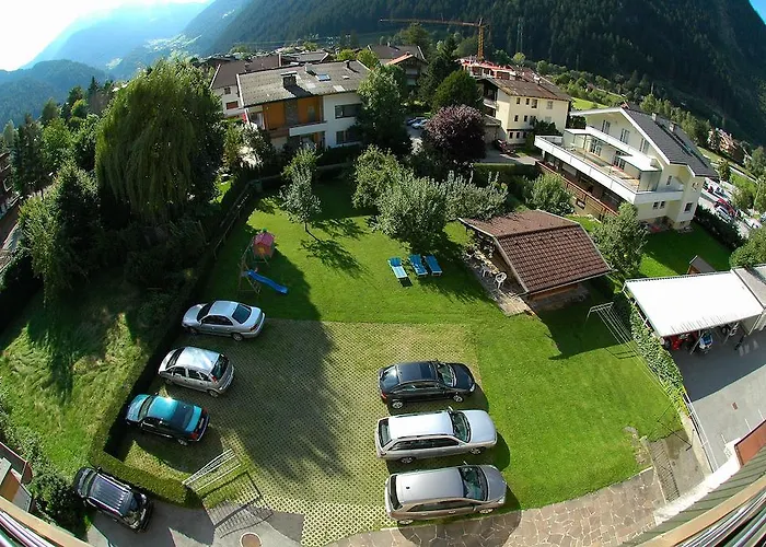 Hotel Garni Jennewein Mayrhofen