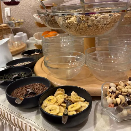 Garni Jennewein Отель Майрхофен