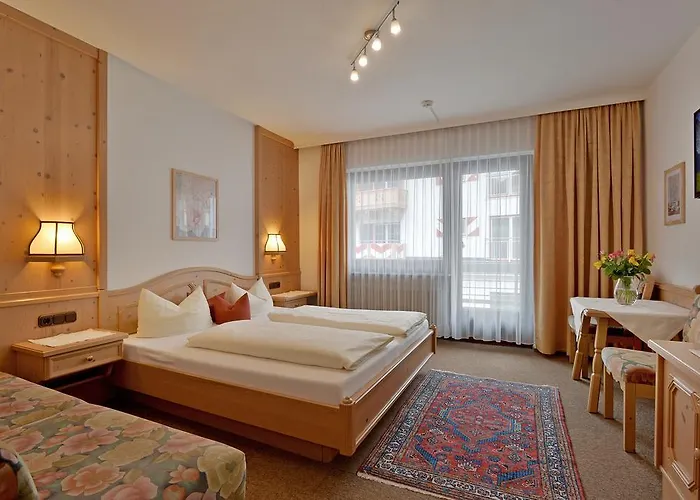 Garni Jennewein Майрхофен