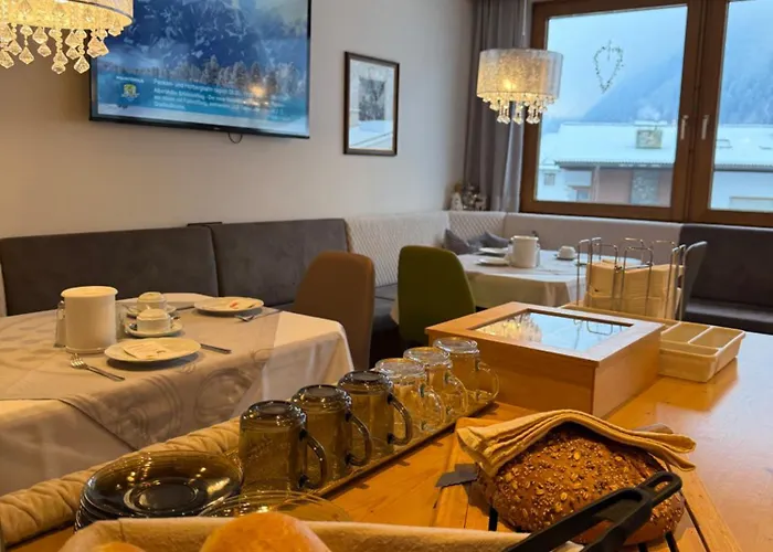 Garni Jennewein 3* Майрхофен