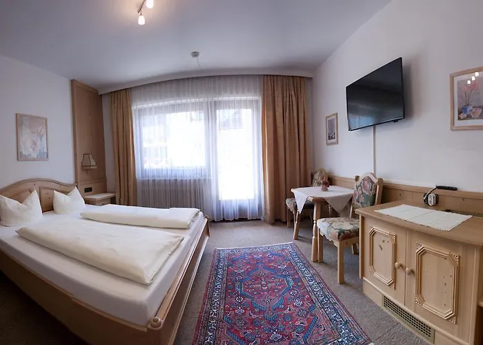 Garni Jennewein Майрхофен