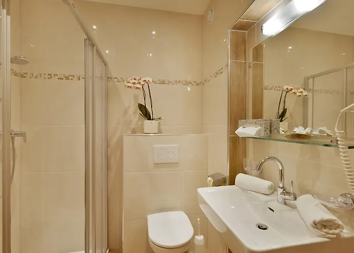 Garni Jennewein Hotel